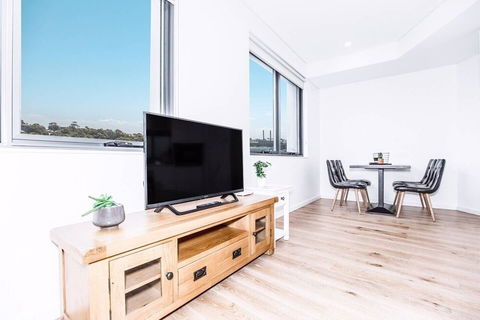 B08-darling Harbour Studio - VIC Tourism 3