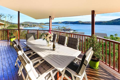 NEWLY BEAUTFULLY RENOVATED 16 The Casuarina 3 Bedroom House With 180 Degree Ocean Views - VIC Tourism 2