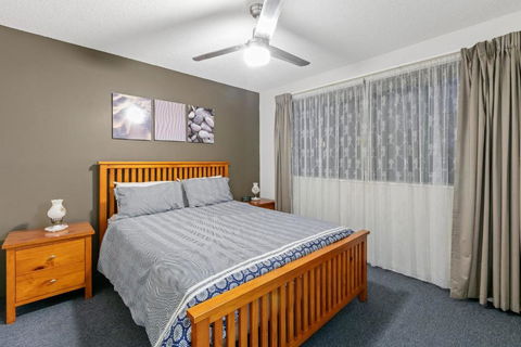 Deepwater Cove Unit 1 68 Lower Gay Tce Bulcock Beach - VIC Tourism 2
