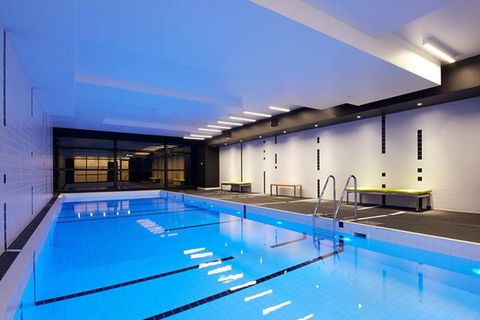 A Modern & Central Apt With Beautiful City Views - VIC Tourism 6