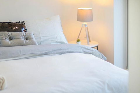 A Cozy & Stylish Suite Near Melbourne Central - VIC Tourism 2
