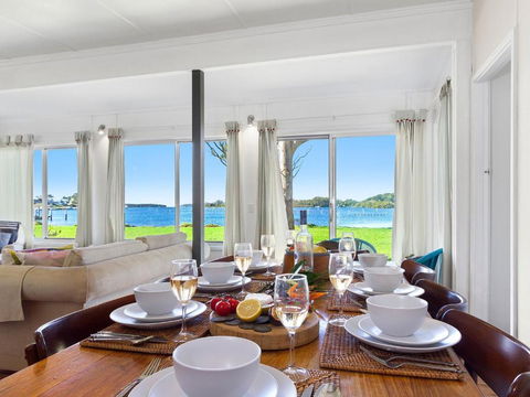Noddys Riverside - VIC Tourism 2