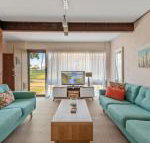 Ocean St. Holiday Apartment