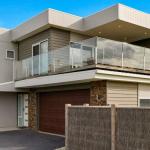 Swan Bay Views - VIC Tourism 0