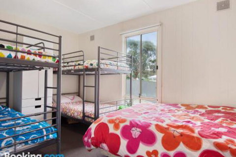 EdAn Beachhouse 21 Laronde - VIC Tourism 4