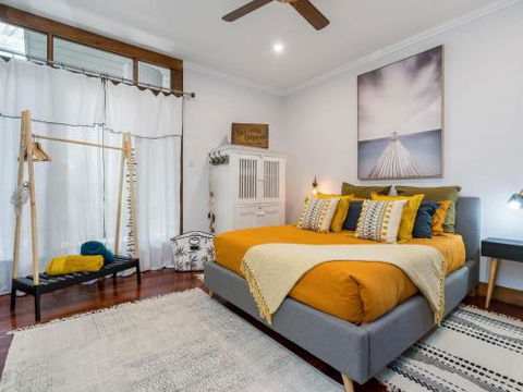 Black Beauty Studio - VIC Tourism 4