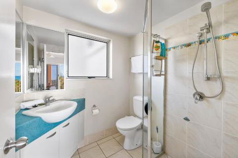 Ocean View 3 Bedroom Apartment - VIC Tourism 2