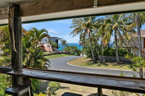 130 Tramican Street (Fishtails) - VIC Tourism 0