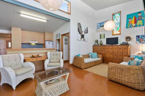 130 Tramican Street (Fishtails) - VIC Tourism 1