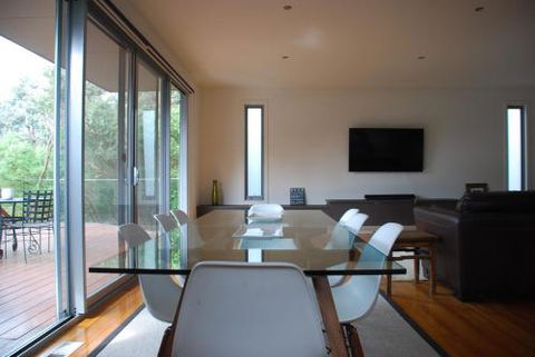 SURF Side SECRET INVERLOCH - VIC Tourism 5