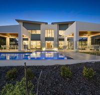 Luxury Canal Front Holiday House Raptor Pde Banksia Beach - VIC Tourism