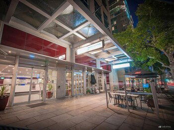 RNR North Terrace - VIC Tourism 2