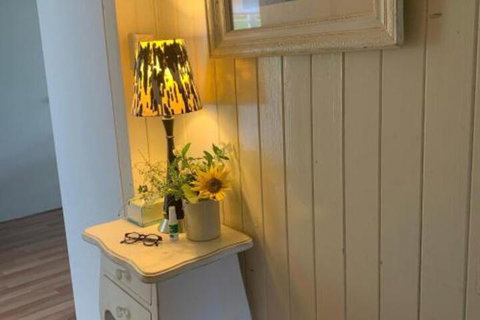 Hilltop Gallery - VIC Tourism 1