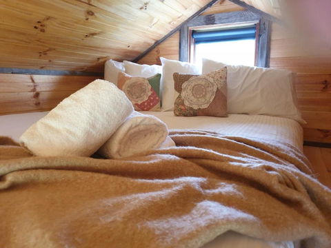 Berrys Creek Tiny House - VIC Tourism 6
