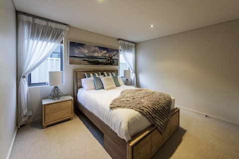 The Lotus - VIC Tourism 5