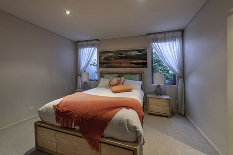 The Lotus - VIC Tourism 6