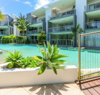 Deluxe Swim up Drift North 3