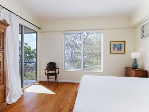 Views Of Shoal Bay 75 Ronald Ave Views & Air Con - VIC Tourism 4