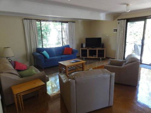 14 Tecoma Avenue Sandy Point - VIC Tourism 2