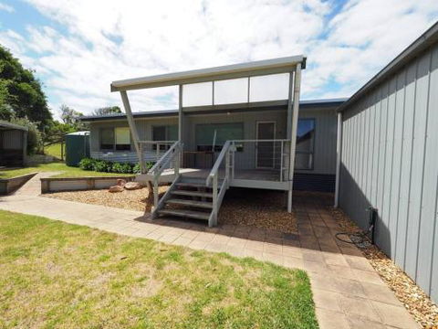 27 Beach Parade Sandy Point - VIC Tourism 0