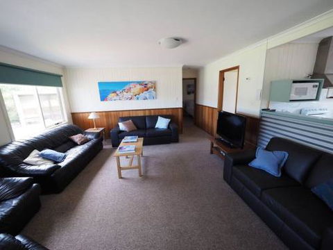 27 Beach Parade Sandy Point - VIC Tourism 2