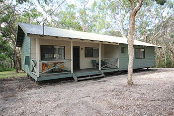 North Coast Holiday Parks Hungry Head Cabins - VIC Tourism 0