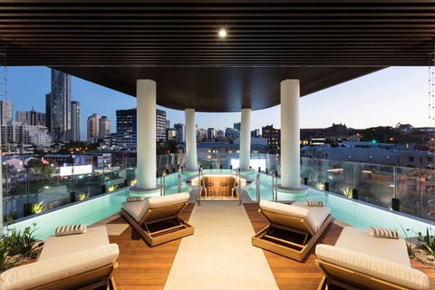FV Iconic Designer APT, Parking, Near CBD Qfv147-14 - VIC Tourism 3