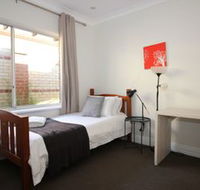 Swan View Family Home - VIC Tourism