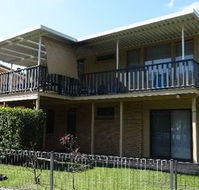 Lakeside Getaway - VIC Tourism