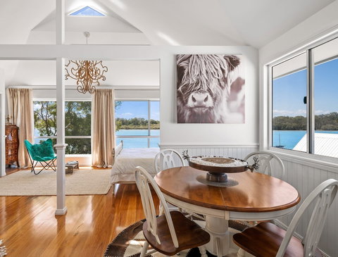 Summerville House - VIC Tourism 1