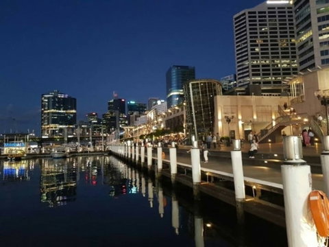 E10 Darling Harbour 2 BDR APT - VIC Tourism 2