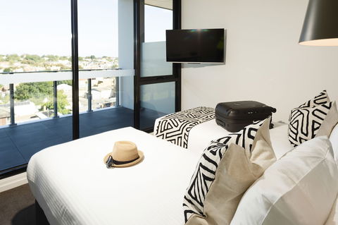 R Hotel Geelong - VIC Tourism 2