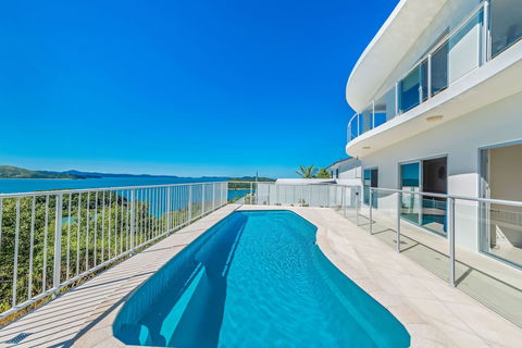 Panoramic Island Views - VIC Tourism 2