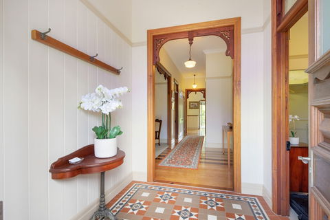 The Guesthouse - VIC Tourism 2