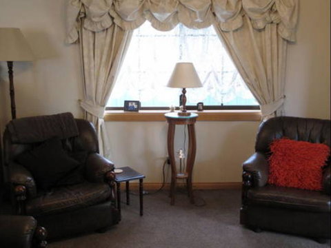 Twin Pines Cottage On Lansdowne - VIC Tourism 4