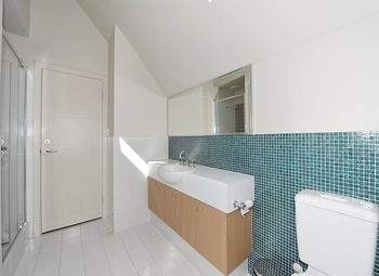 Mandurah Private Collection - VIC Tourism 5