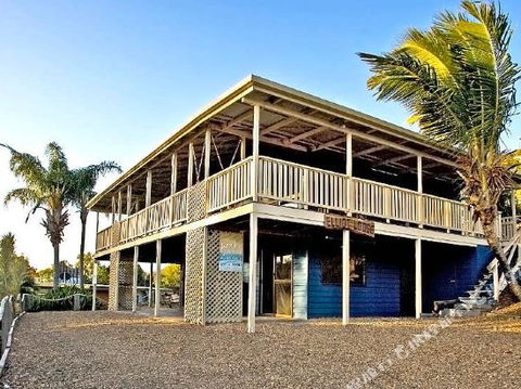 1770 Beach Accommodation Elliot Lodge - VIC Tourism 6