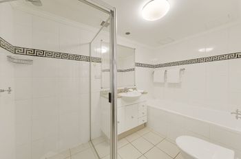 Wyndel Brown Street One Bedroom - VIC Tourism 4