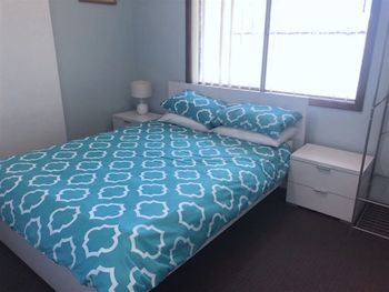 Caves Cottage - VIC Tourism 3