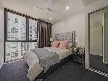 LaVida Apartments 2 Bedroom 2 Bathroom - VIC Tourism 4