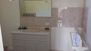 Nannup Valley Chalets - VIC Tourism 6