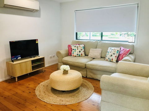 Coastal Cottage - Cannonvale - VIC Tourism 6