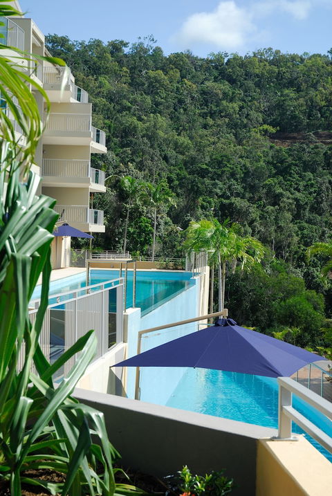 Azure Sea Whitsunday Resort - VIC Tourism 4