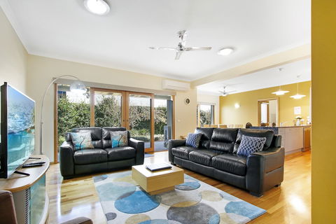 Apartments On Church - Unit 7 - VIC Tourism 4