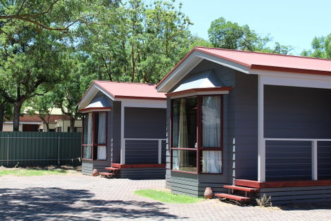 Adelaide Caravan Park - VIC Tourism 4