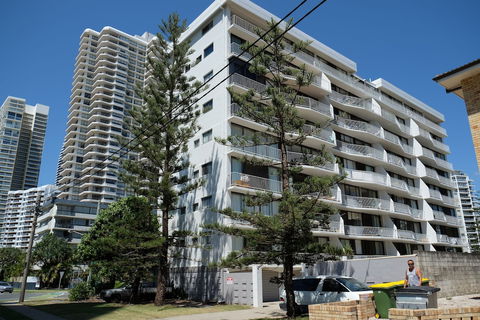 Queensleigh Apartment - VIC Tourism 0