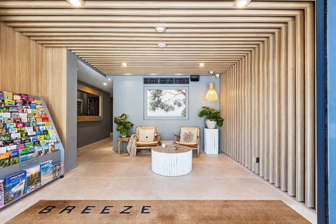 Breeze Mooloolaba - VIC Tourism 1