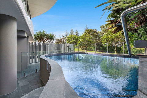 Breeze Mooloolaba - VIC Tourism 5