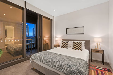 Sanctuary Apartments - Prima Pearl - VIC Tourism 2