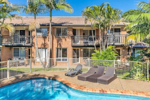 Bayside Court Apartments - VIC Tourism 0